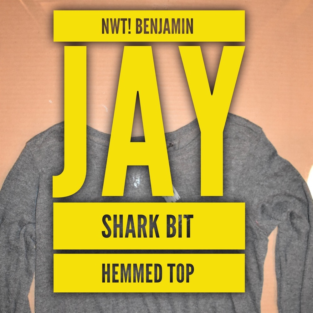 NWT! Benjamin Jay- Shark Bit Hem Top: Super Soft!!